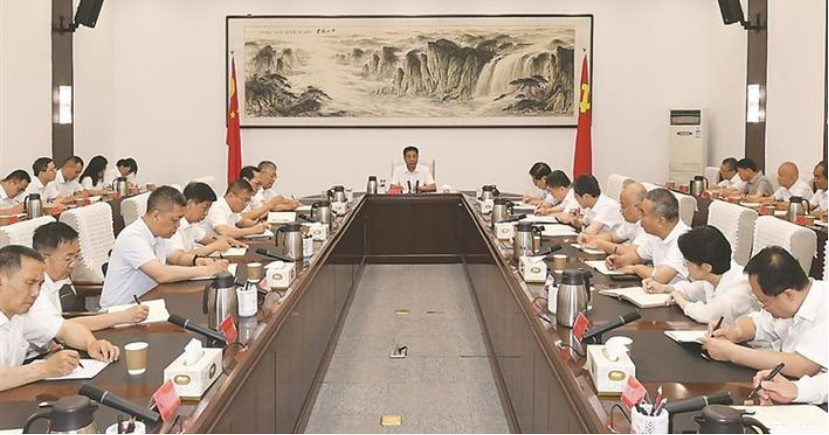 孙大军讲学习教育专题党课